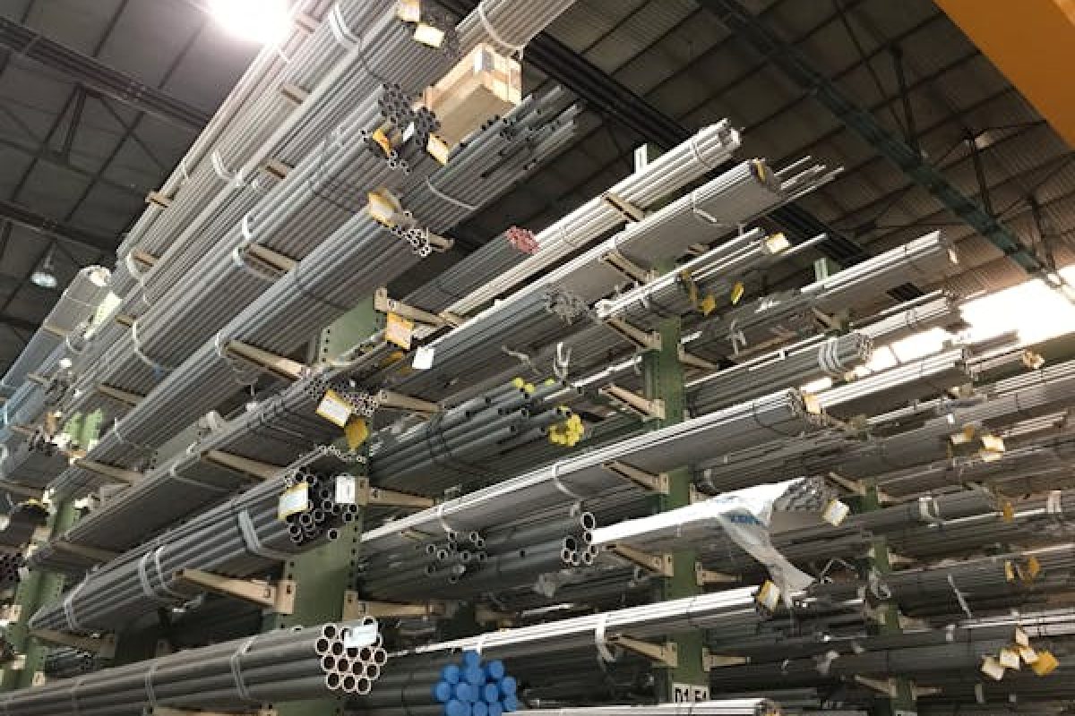 free-photo-of-metal-tubes-on-stack